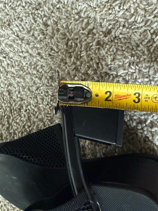 90’s minimal Tahari Black Knit Pointed Mule with Low Block Heel - Picture 8 of 8